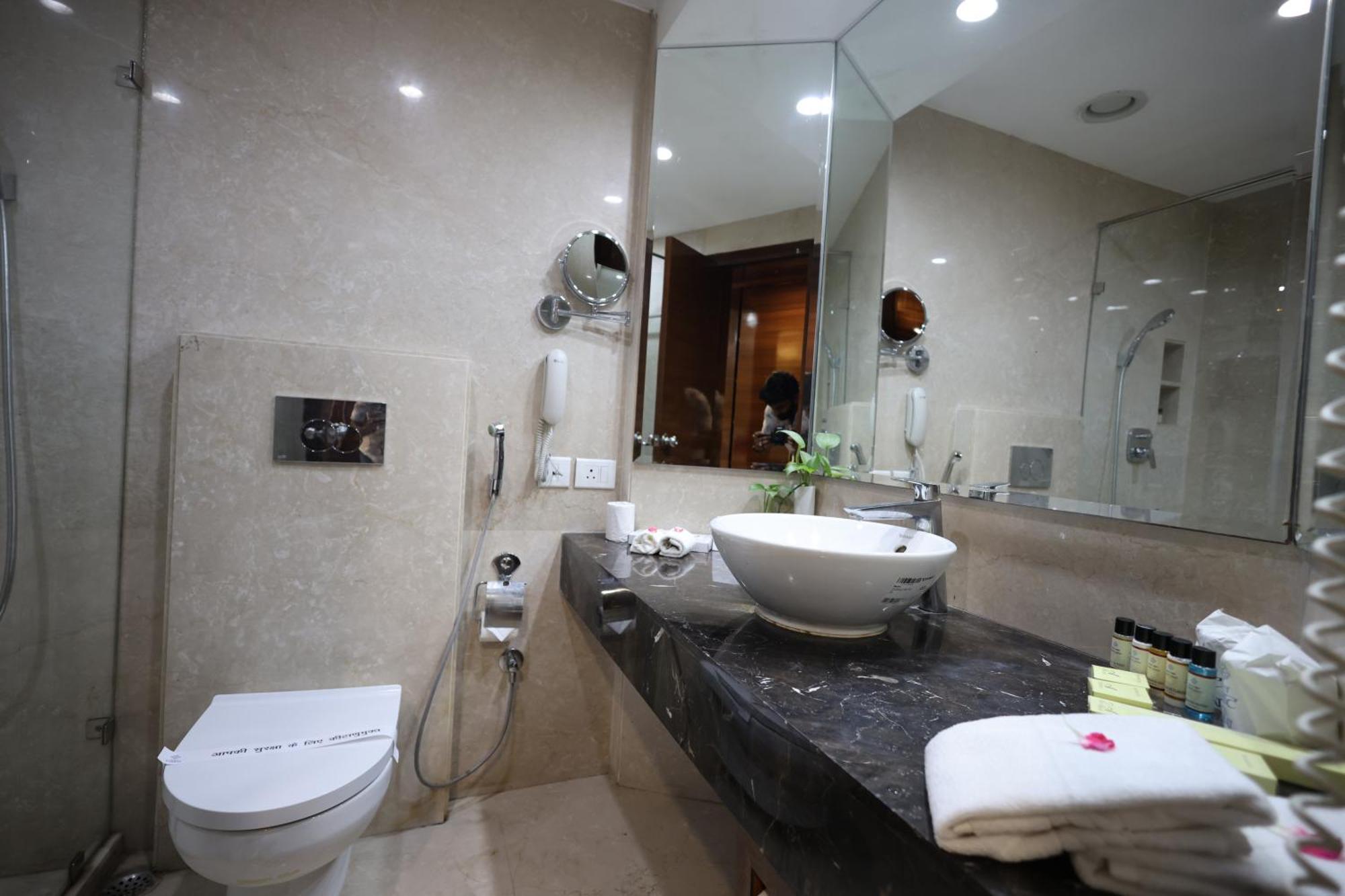 Hotel Samrat, Ню Делхи Екстериор снимка