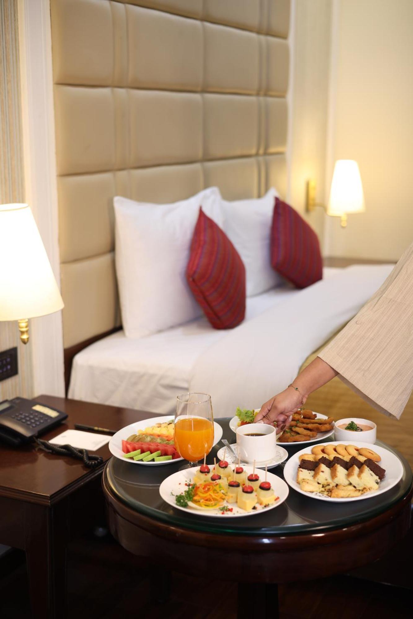 Hotel Samrat, Ню Делхи Екстериор снимка